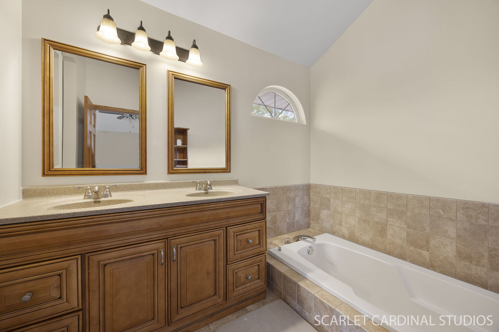 91 Forestview Lane, Aurora, IL 60502