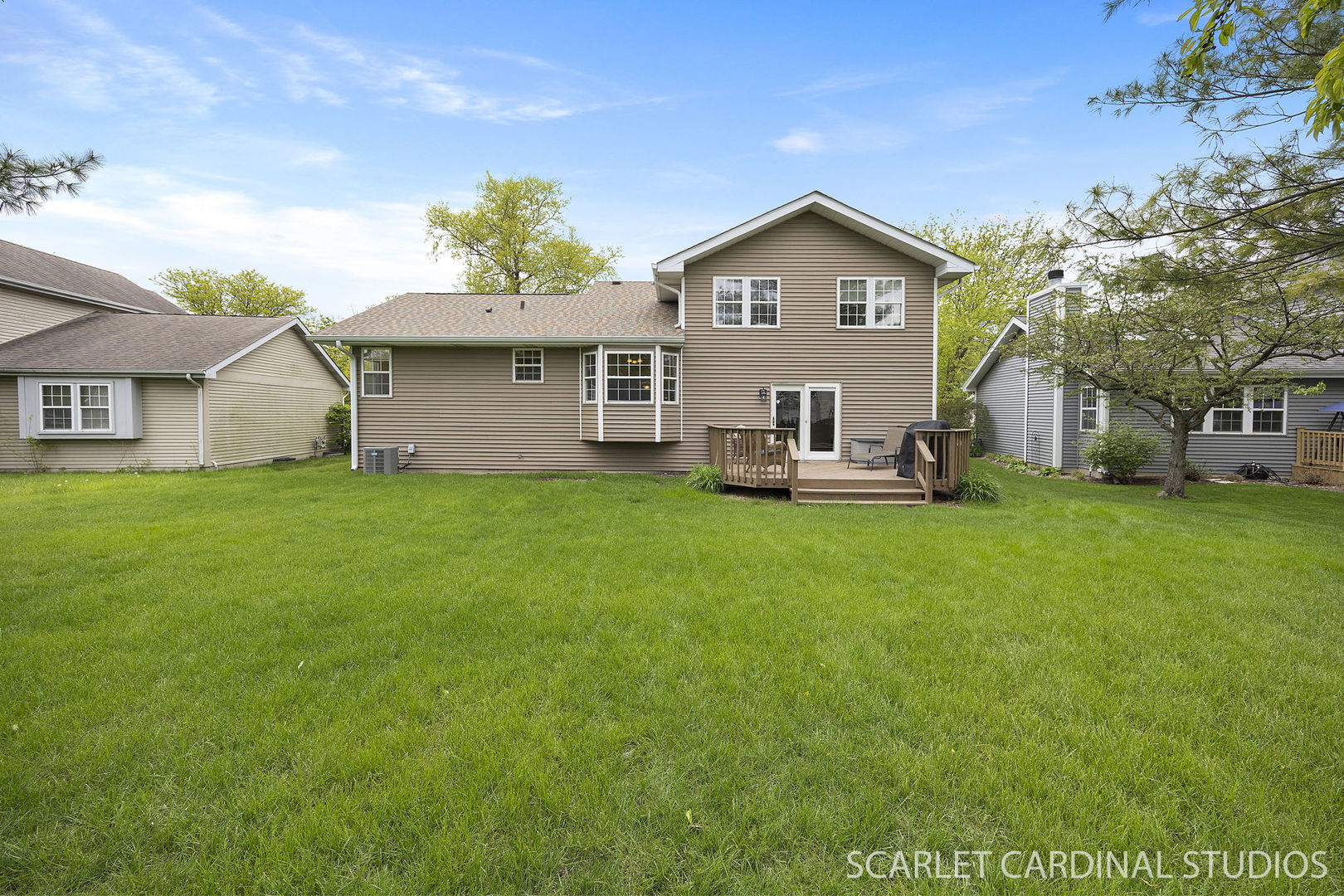 91 Forestview Lane, Aurora, IL 60502