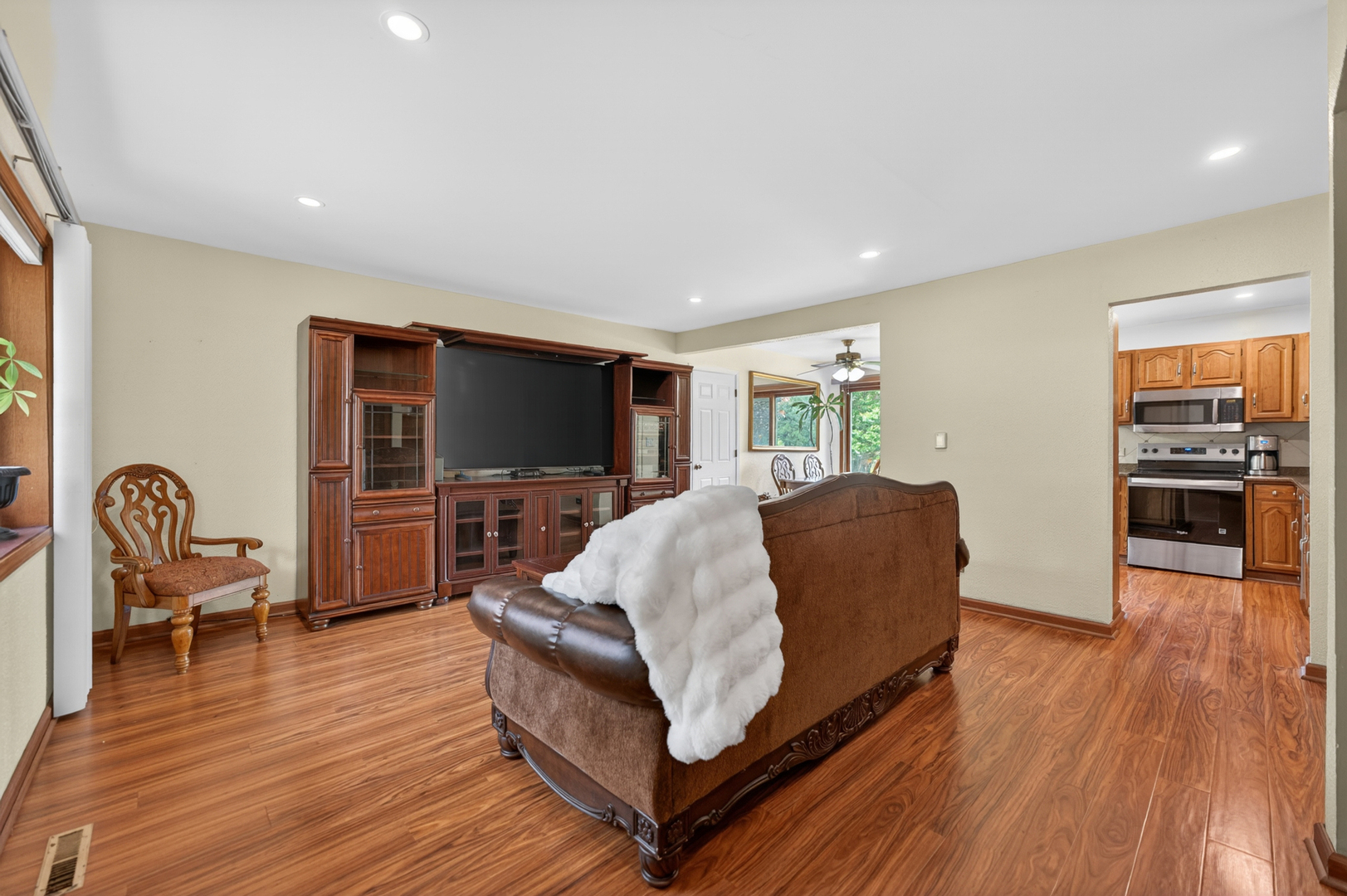 849 Hemlock Drive, Sleepy Hollow, IL 60118