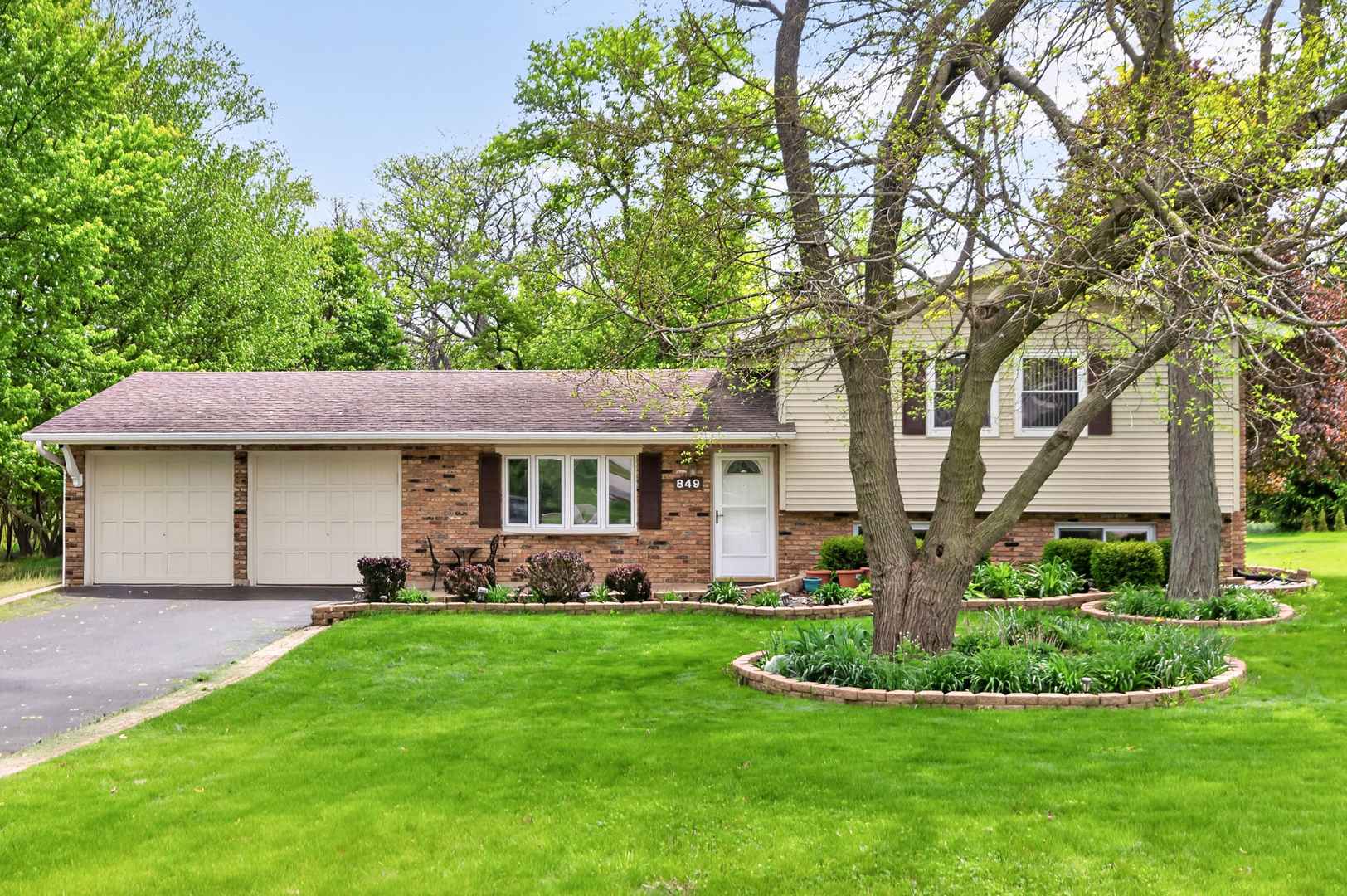 849 Hemlock Drive, Sleepy Hollow, IL 60118