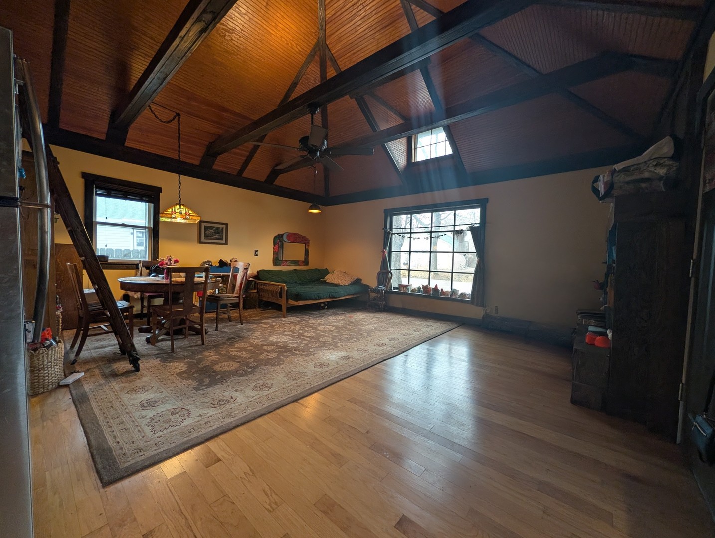 117 Lakewood Avenue, Crystal Lake, IL 60014