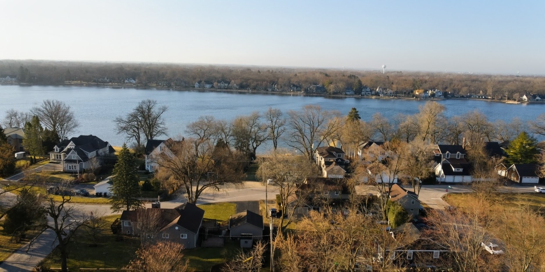 117 Lakewood Avenue, Crystal Lake, IL 60014
