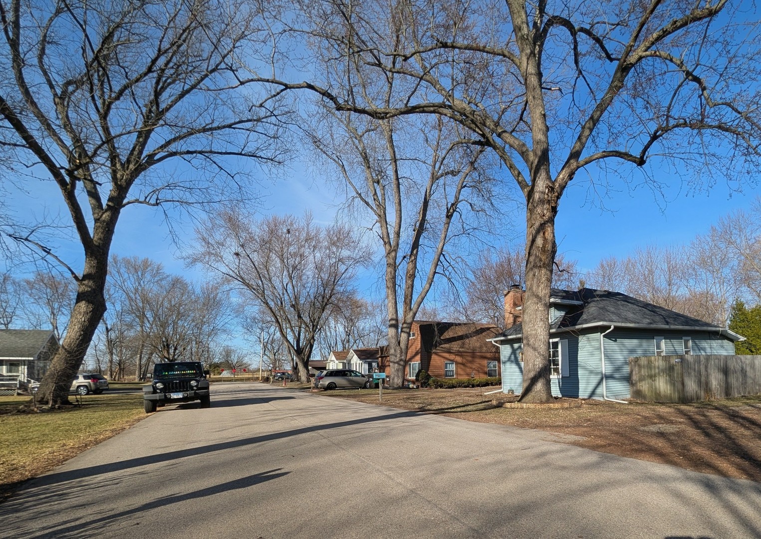 117 Lakewood Avenue, Crystal Lake, IL 60014