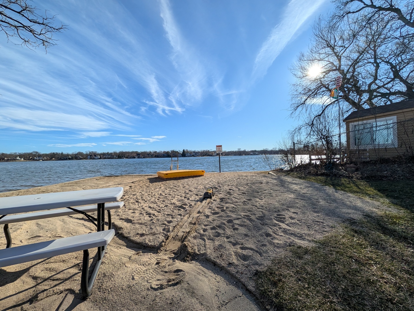 117 Lakewood Avenue, Crystal Lake, IL 60014