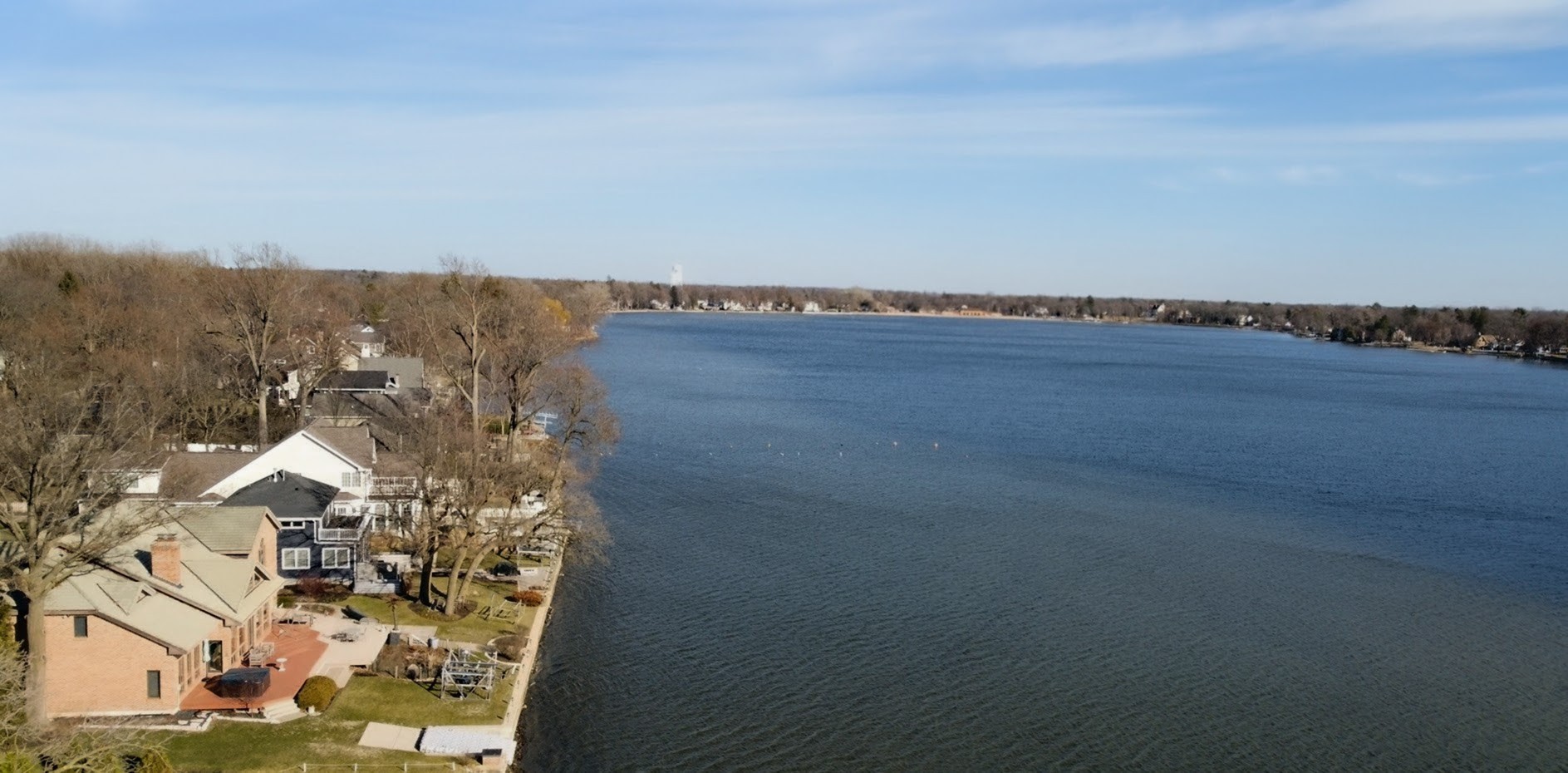 117 Lakewood Avenue, Crystal Lake, IL 60014