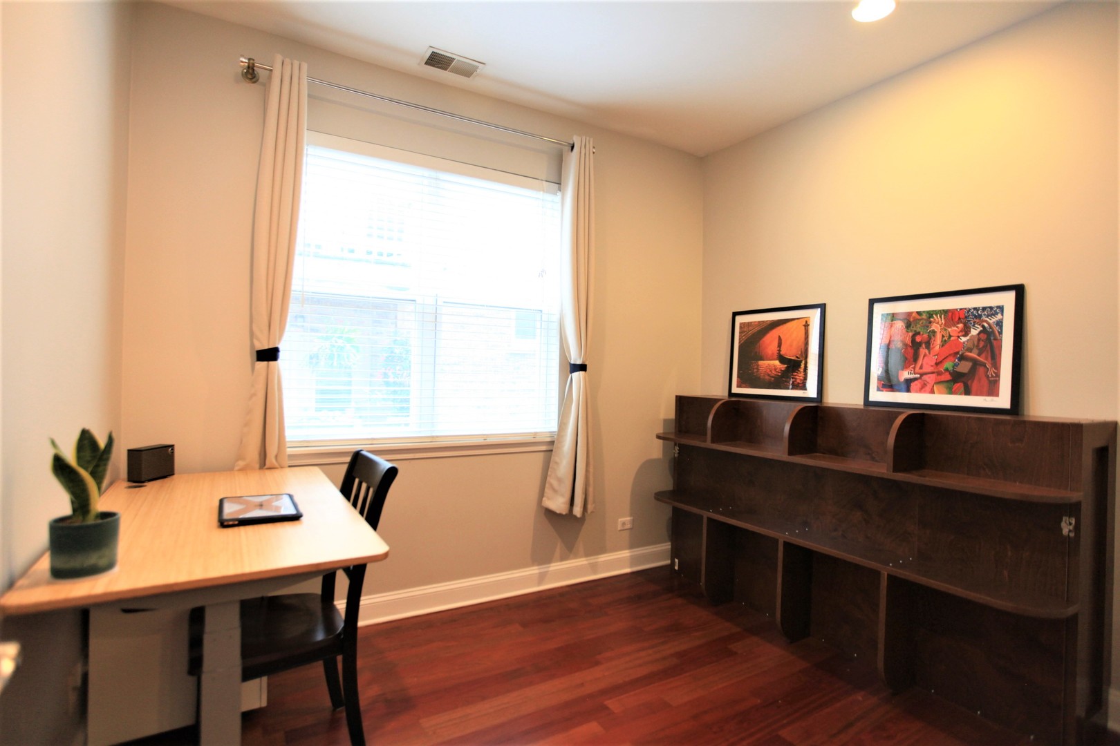 2424 N SOUTHPORT Avenue #B, Chicago, IL 60614