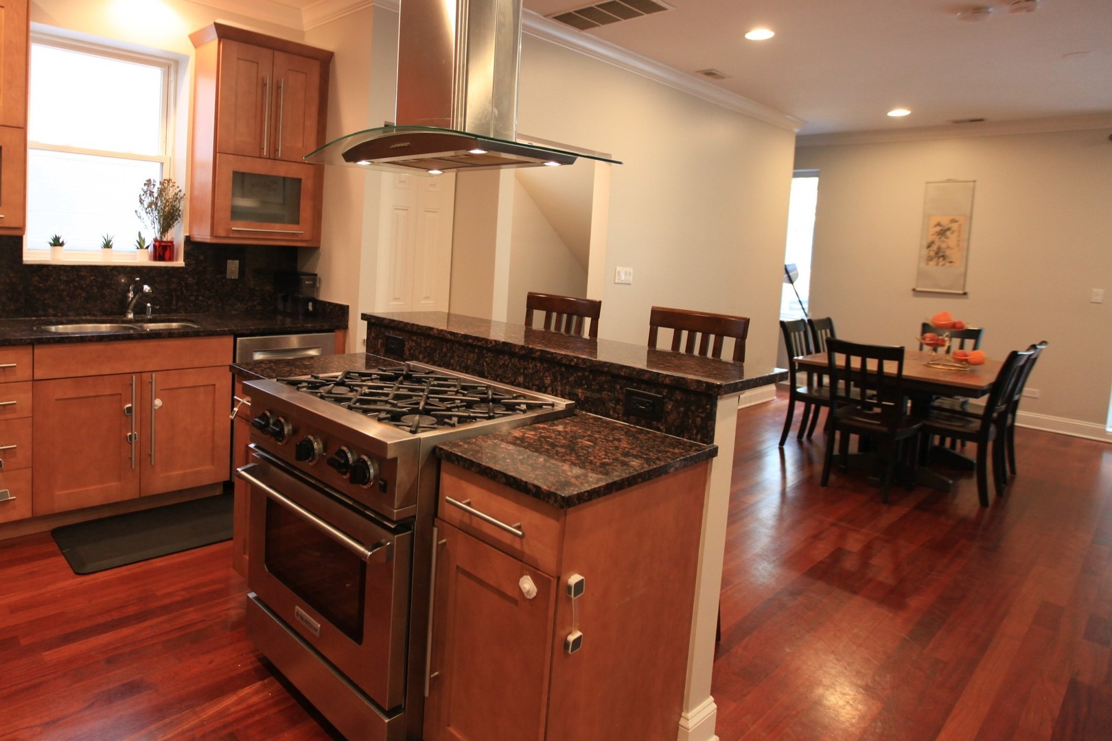 2424 N SOUTHPORT Avenue #B, Chicago, IL 60614