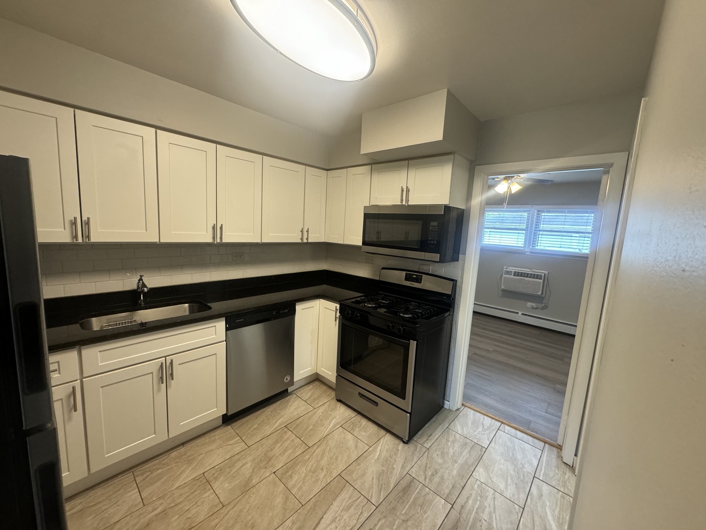 105 E Grove Street #2, Lombard, IL 60148