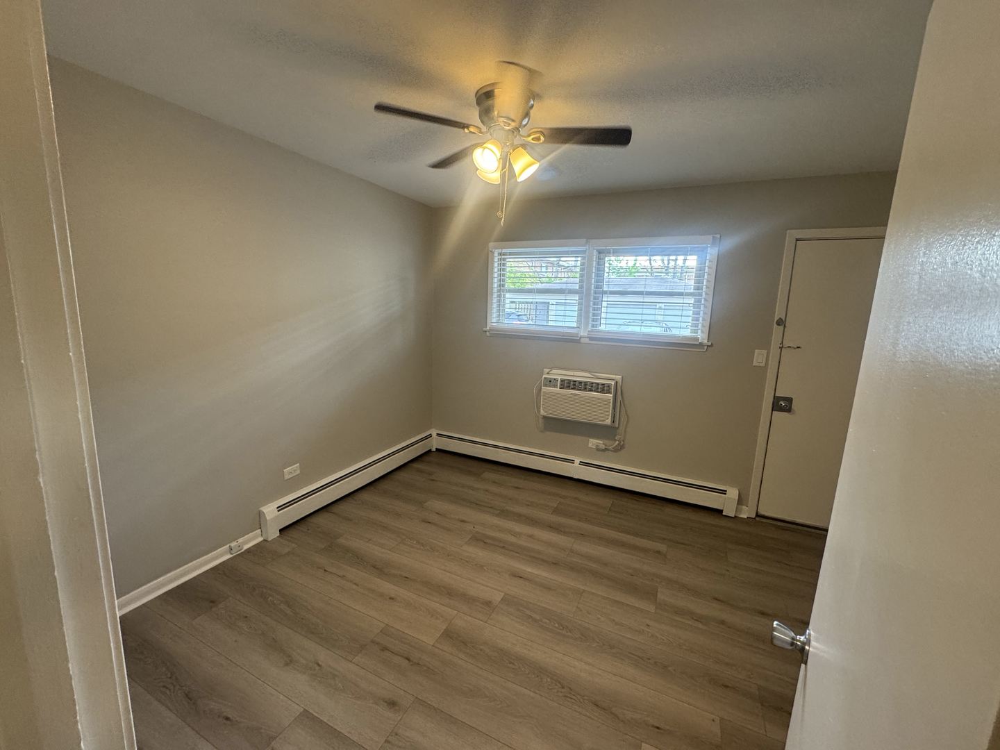 105 E Grove Street #2, Lombard, IL 60148