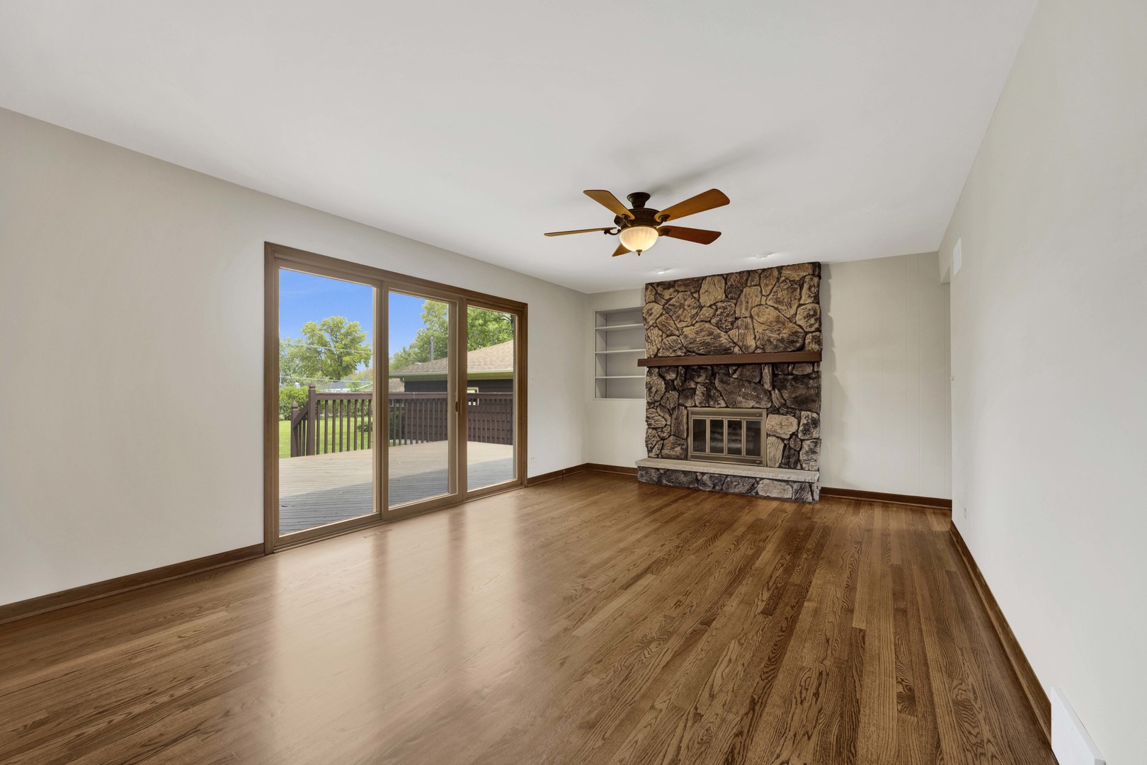 18W724 20th Place, Lombard, IL 60148