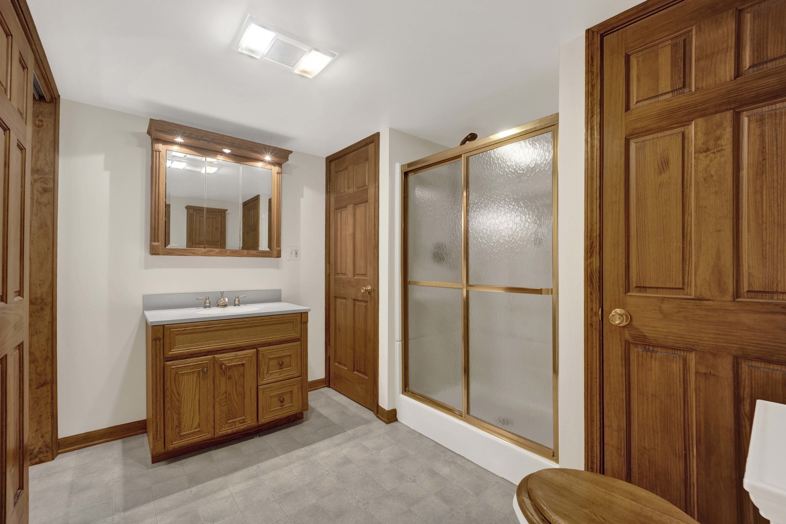 18W724 20th Place, Lombard, IL 60148