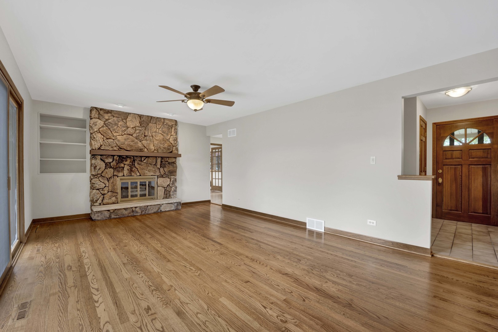 18W724 20th Place, Lombard, IL 60148