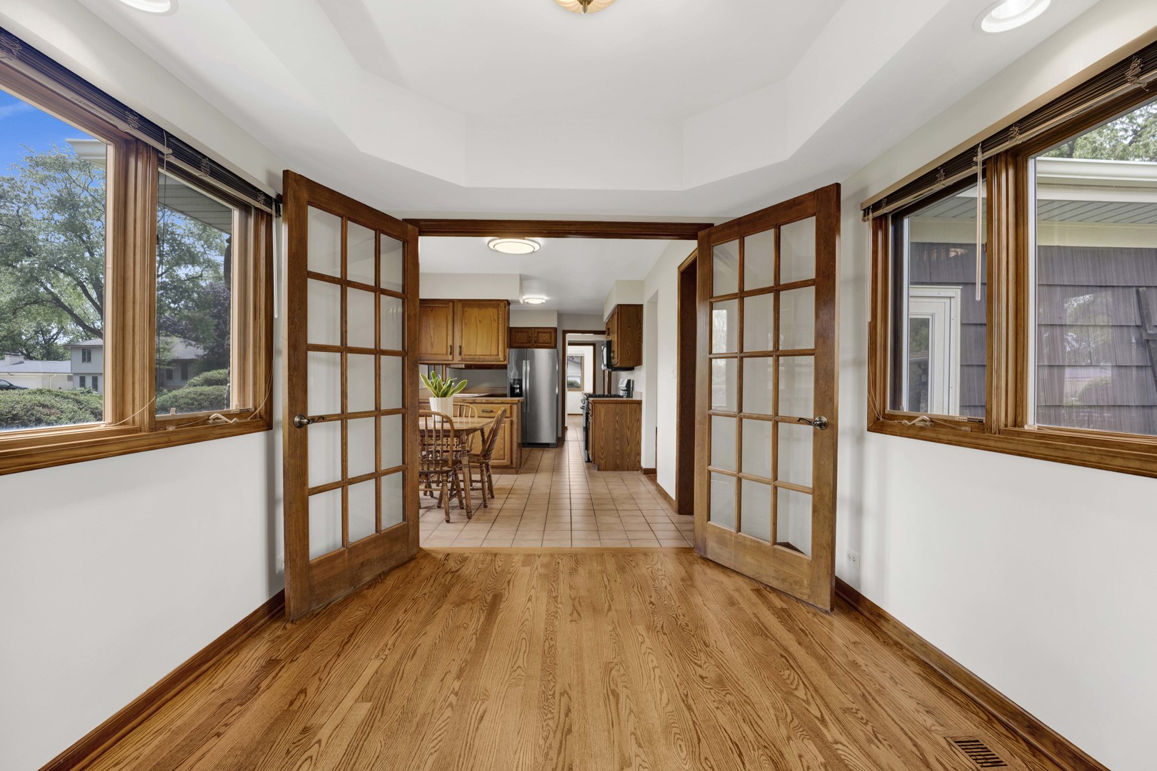 18W724 20th Place, Lombard, IL 60148