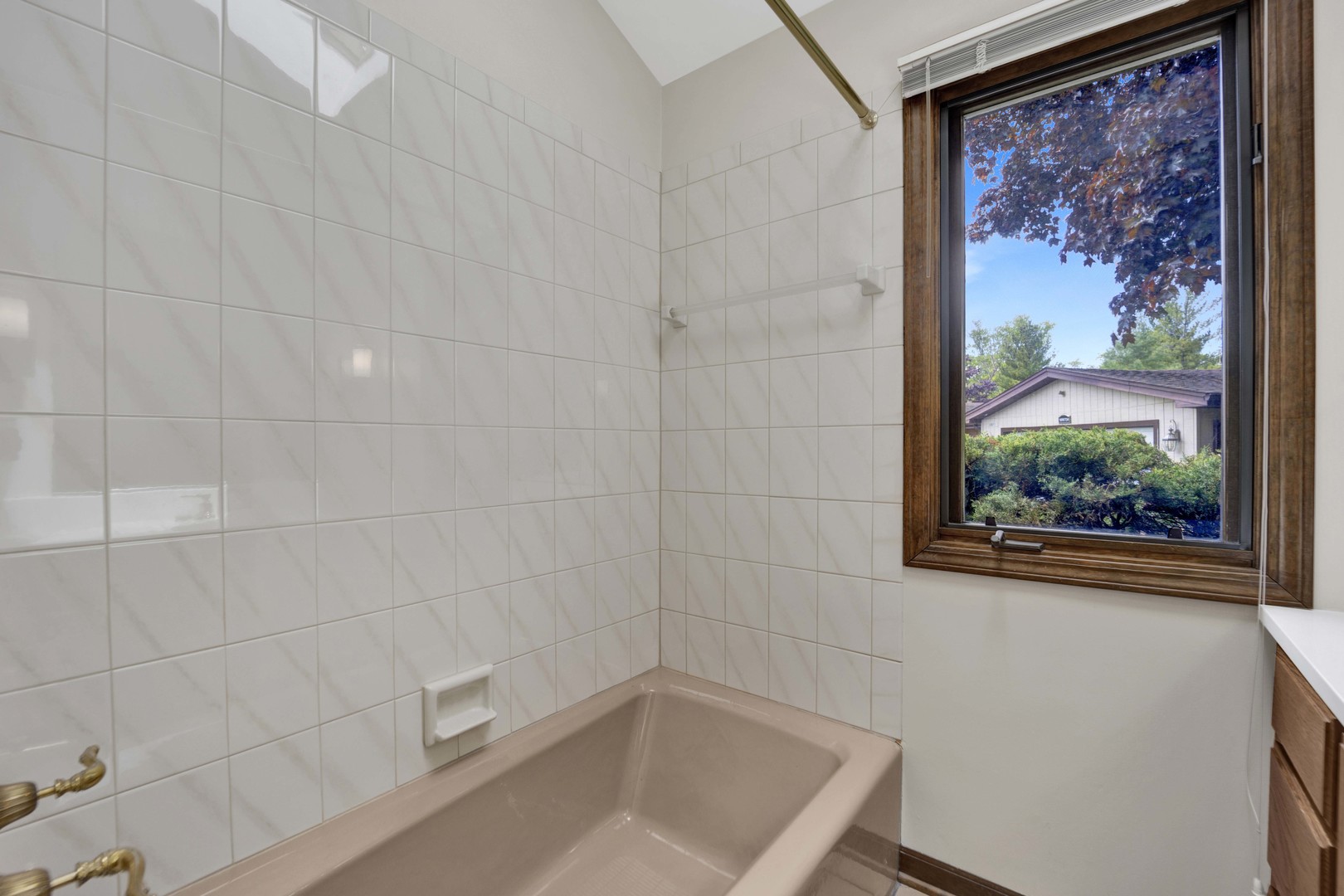 18W724 20th Place, Lombard, IL 60148