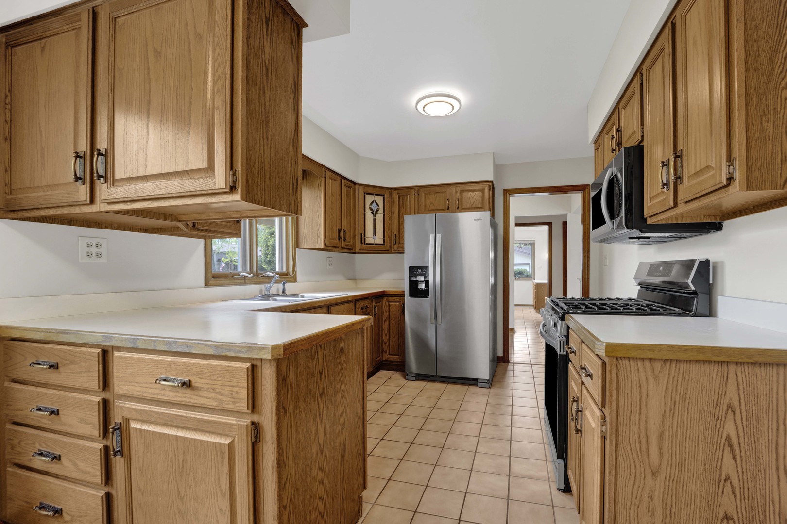 18W724 20th Place, Lombard, IL 60148