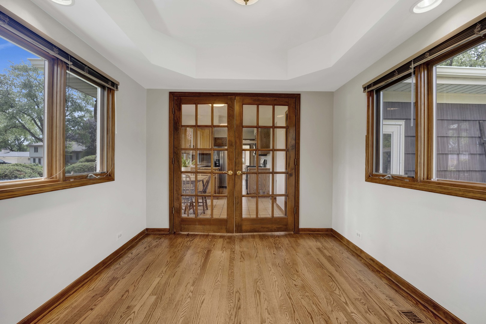 18W724 20th Place, Lombard, IL 60148