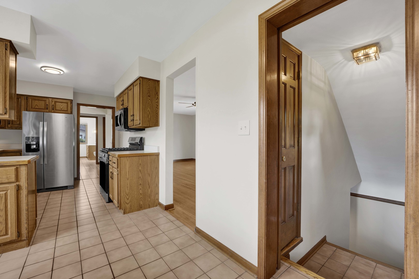 18W724 20th Place, Lombard, IL 60148
