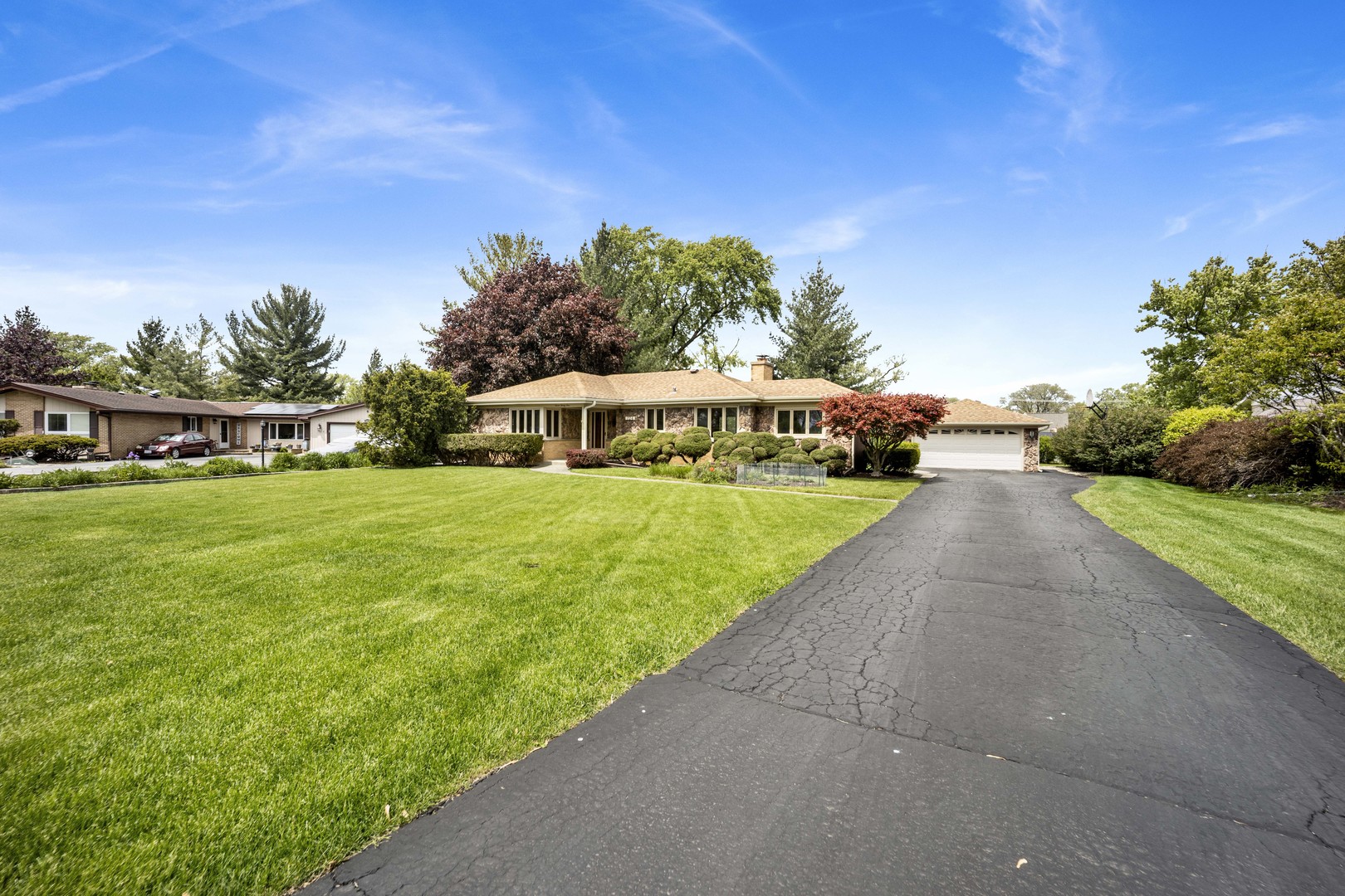 18W724 20th Place, Lombard, IL 60148