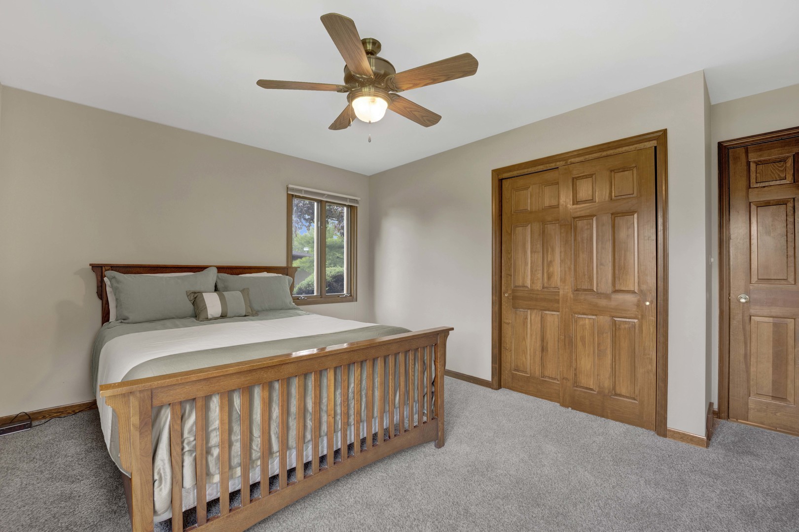18W724 20th Place, Lombard, IL 60148