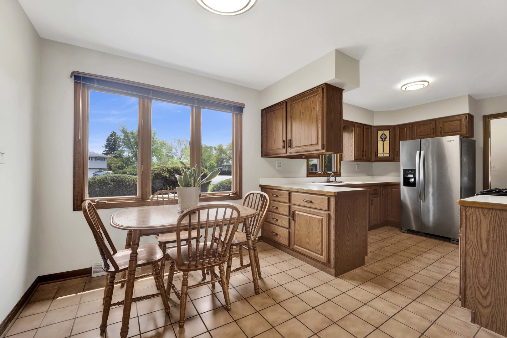 18W724 20th Place, Lombard, IL 60148