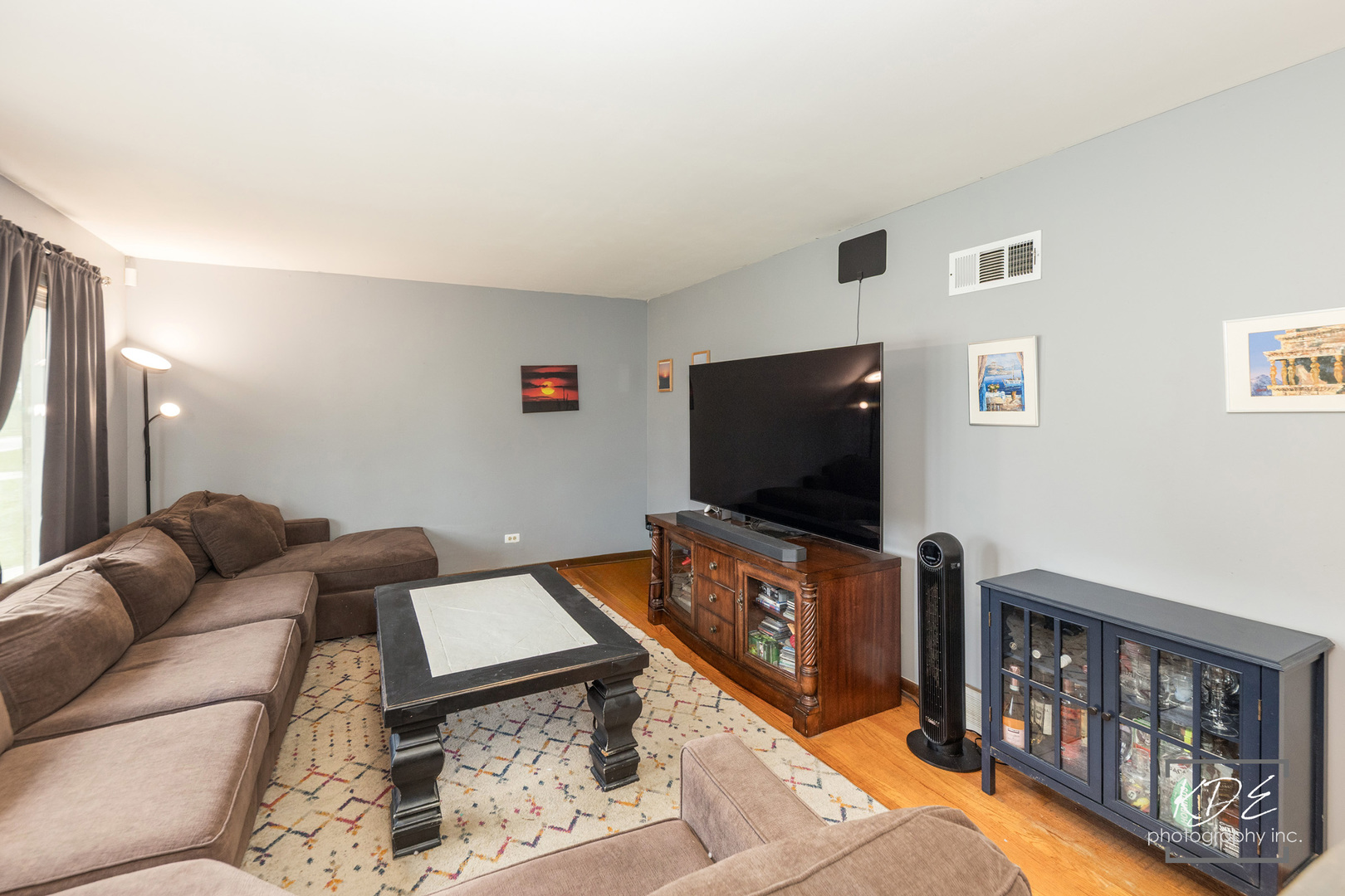 411 E Weathersfield Way, Schaumburg, IL 60193