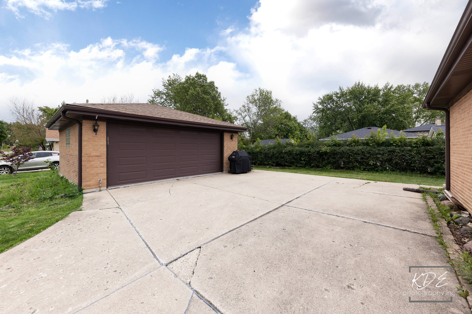 411 E Weathersfield Way, Schaumburg, IL 60193