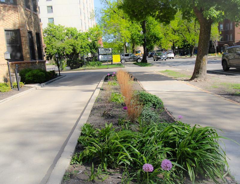 7321 S South Shore Drive #7B, Chicago, IL 60649