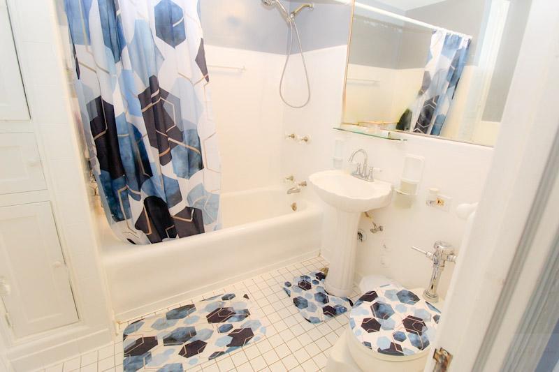 7321 S South Shore Drive #7B, Chicago, IL 60649