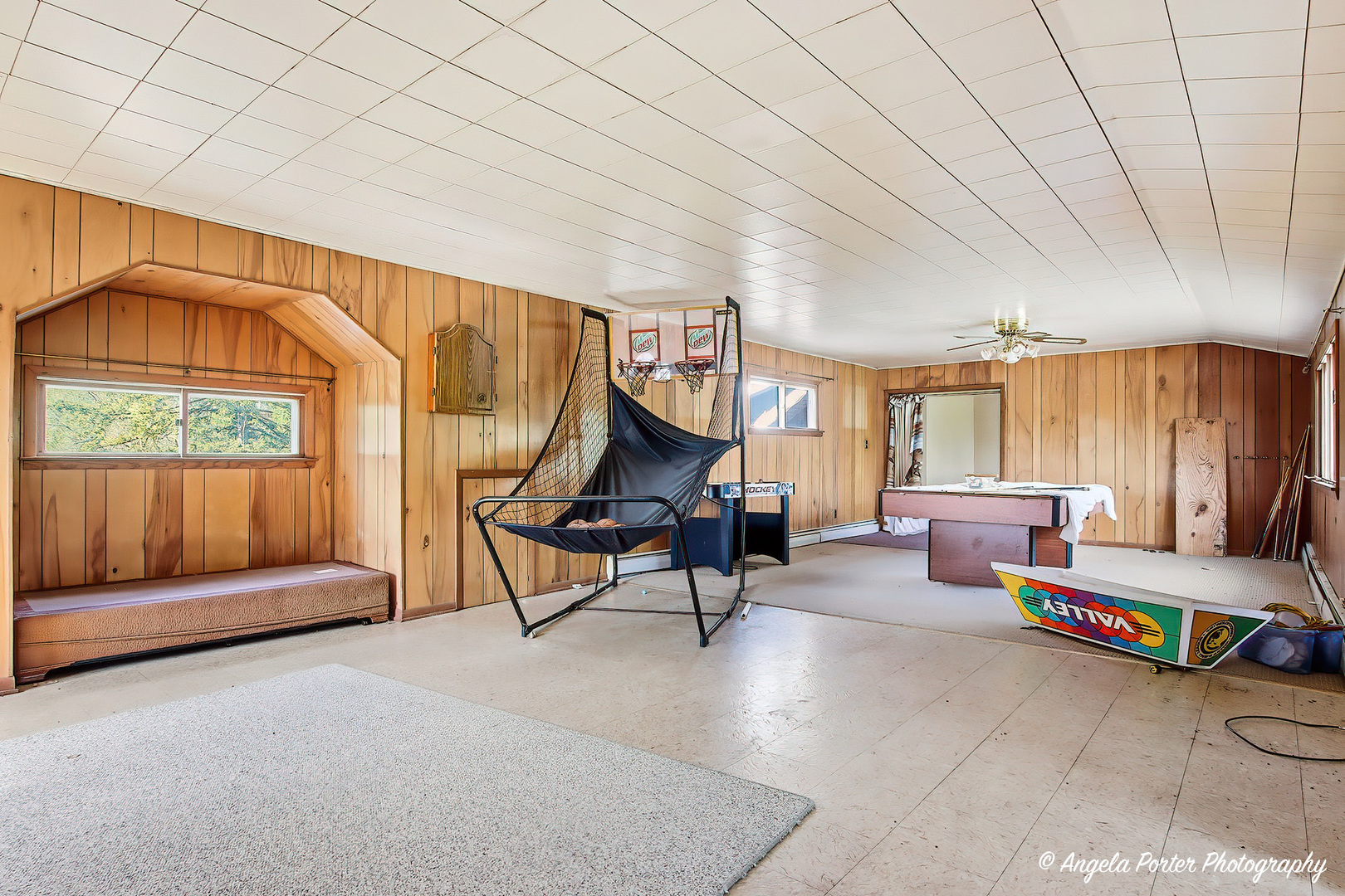 42177 N Lake Avenue, Antioch, IL 60002