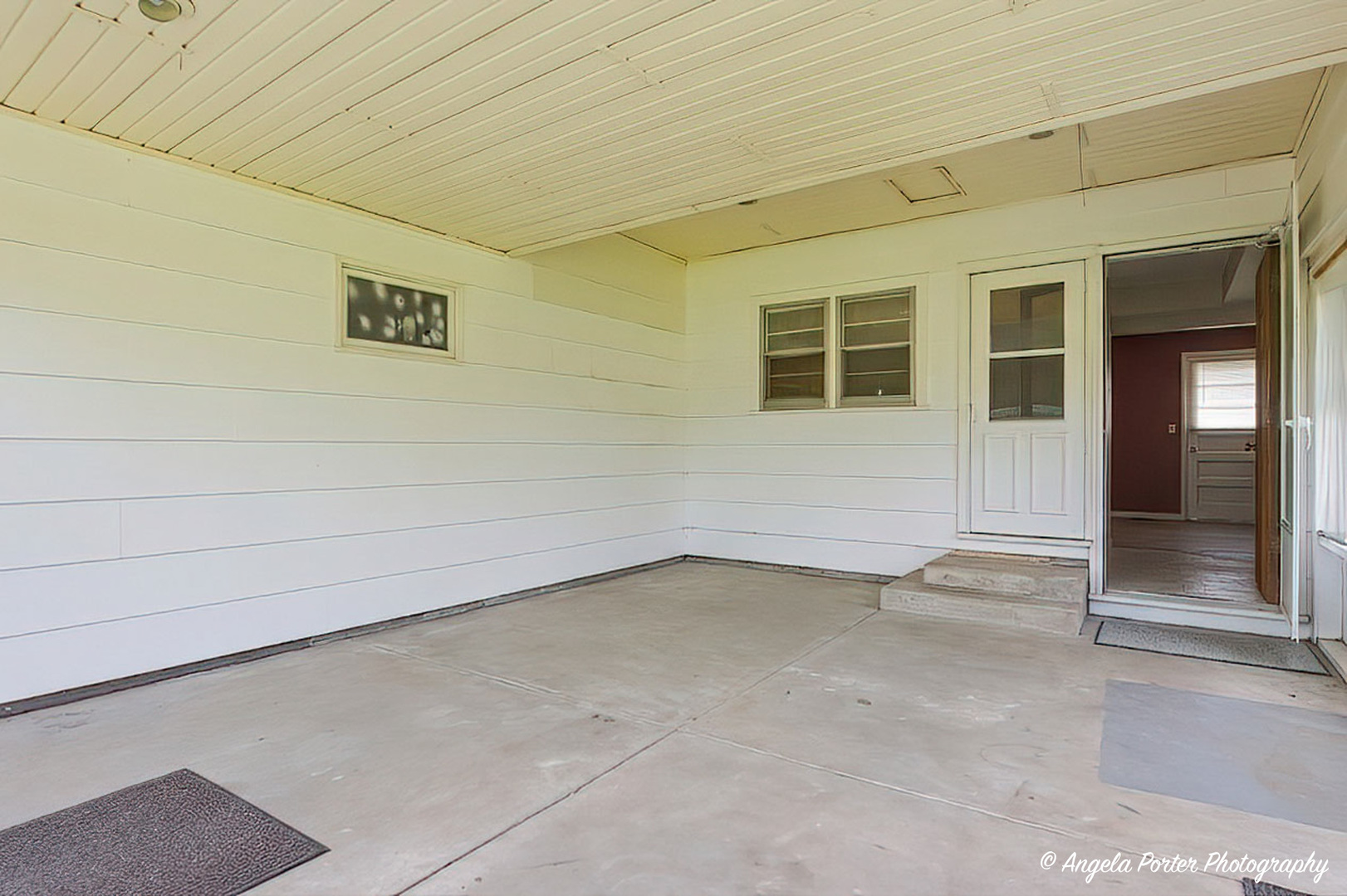 42177 N Lake Avenue, Antioch, IL 60002
