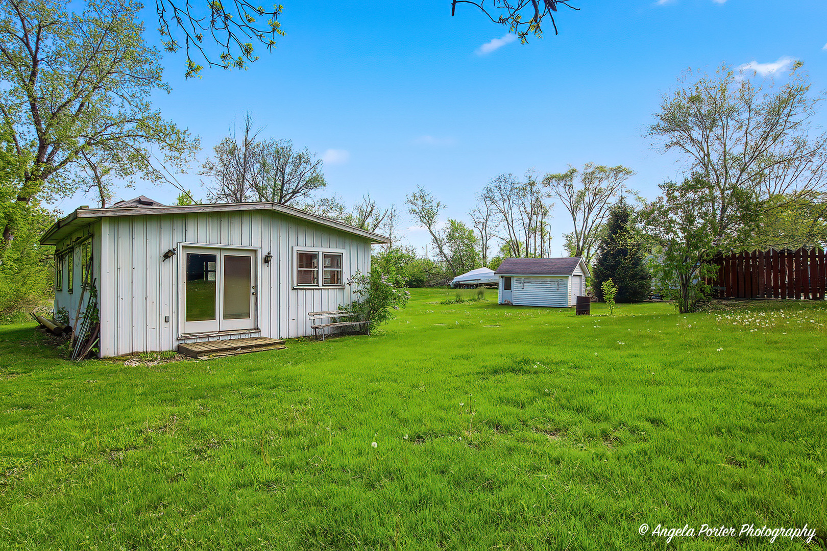 42177 N Lake Avenue, Antioch, IL 60002
