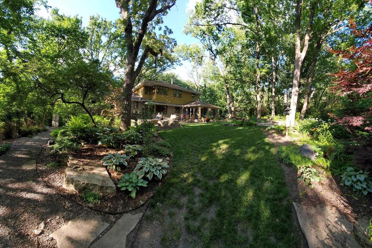 501 Glenwood Trail, Elgin, IL 60120