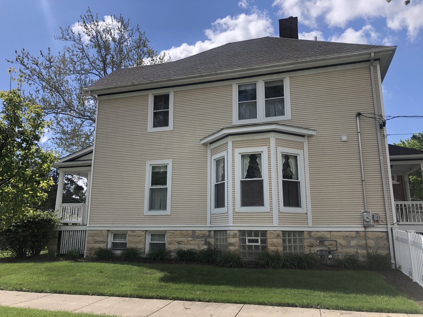 313 N Raynor Avenue, Joliet, IL 60435