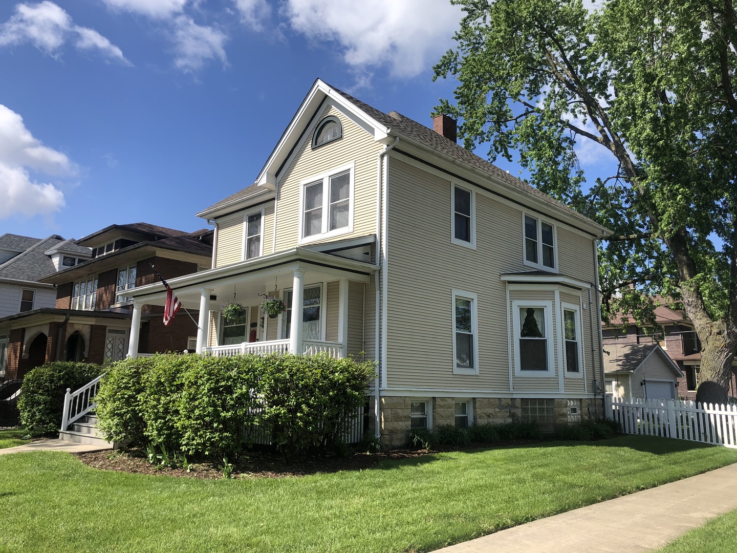 313 N Raynor Avenue, Joliet, IL 60435