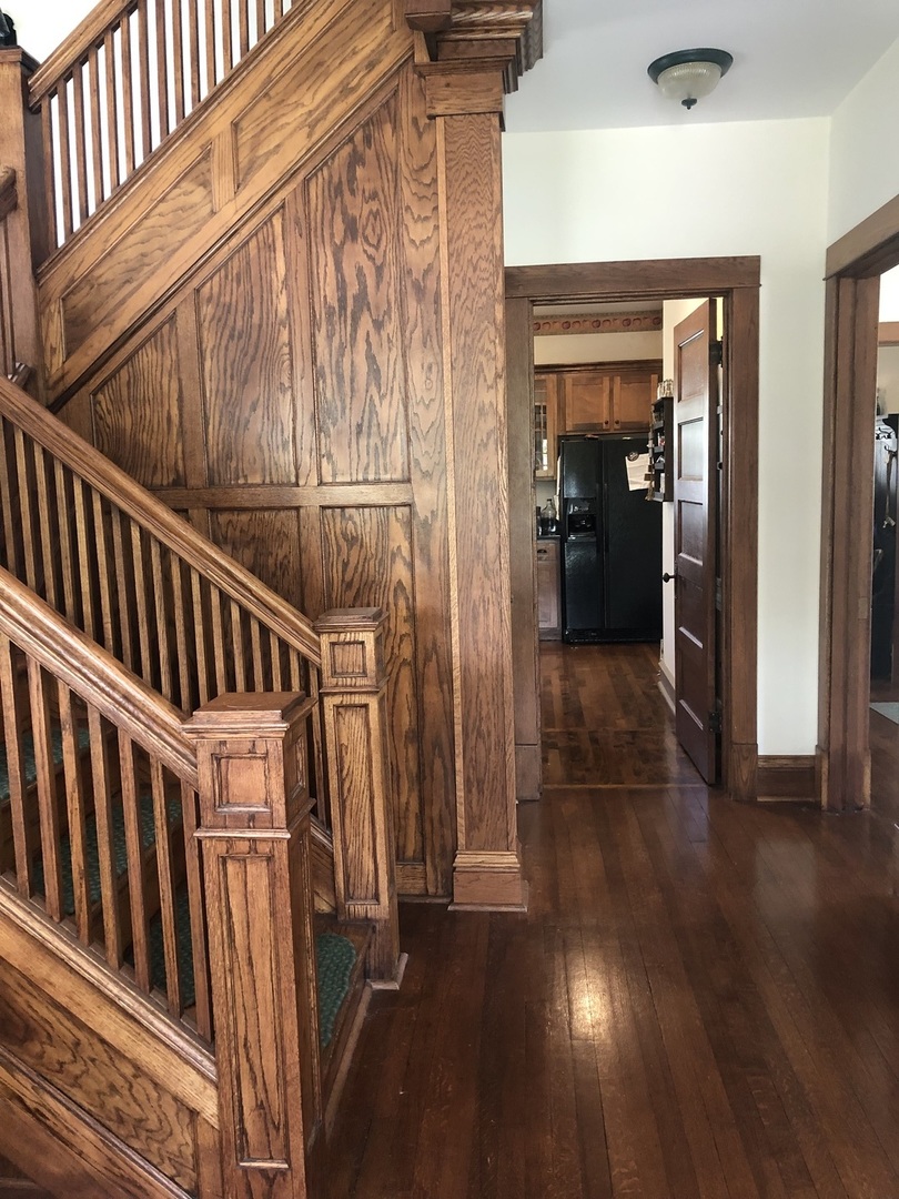 313 N Raynor Avenue, Joliet, IL 60435