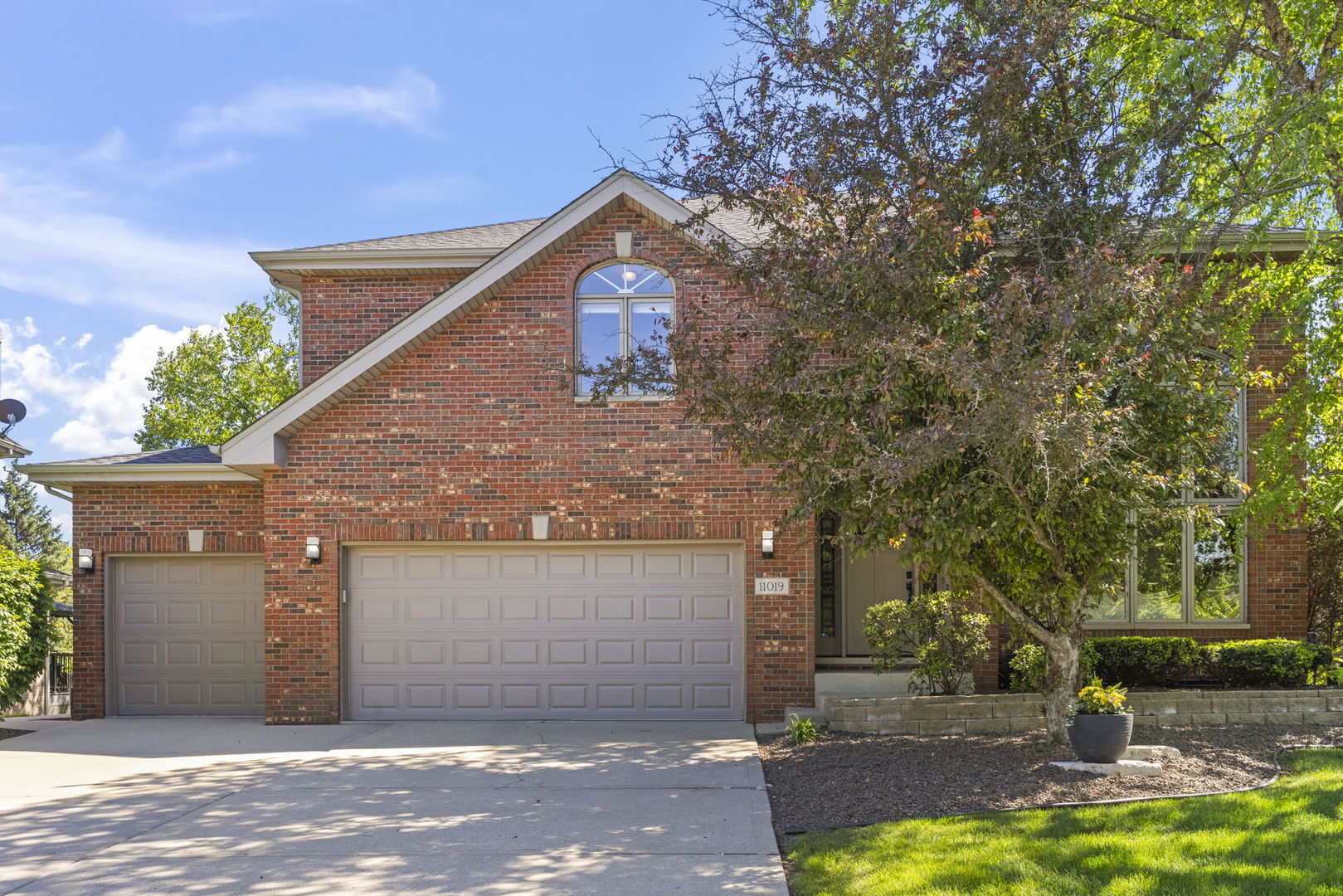 11019 Shenandoah Drive, Orland Park, IL 60467