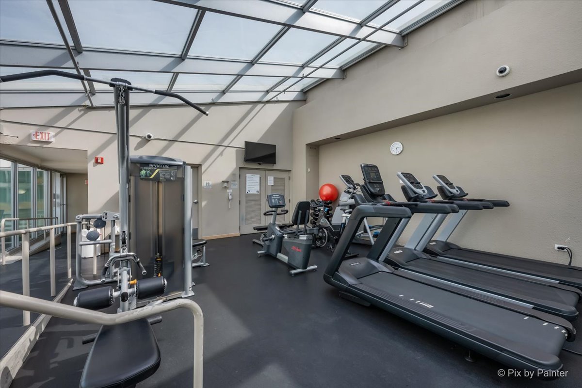 1720 Maple Avenue #2460, Evanston, IL 60201
