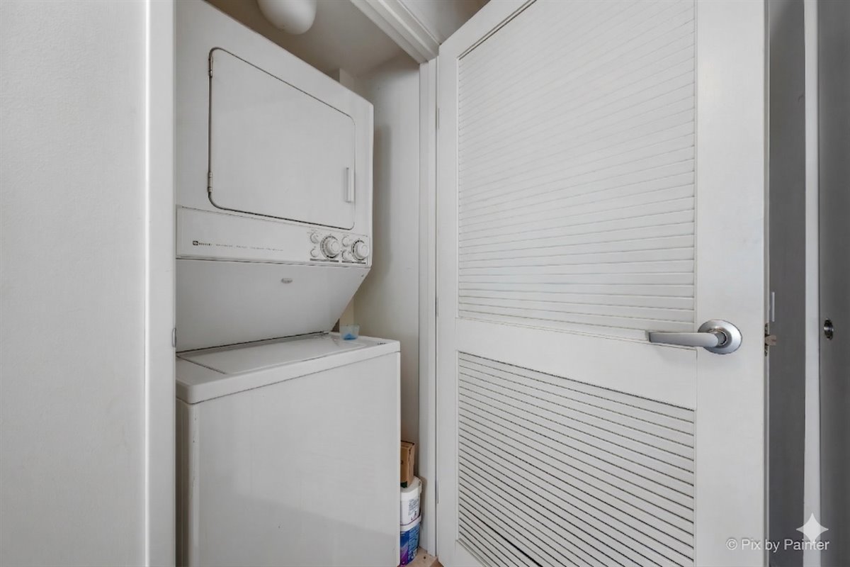 1720 Maple Avenue #2460, Evanston, IL 60201