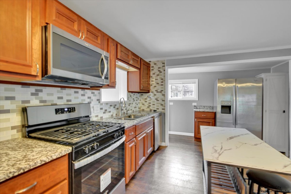 115 Grant Street, Barrington, IL 60010