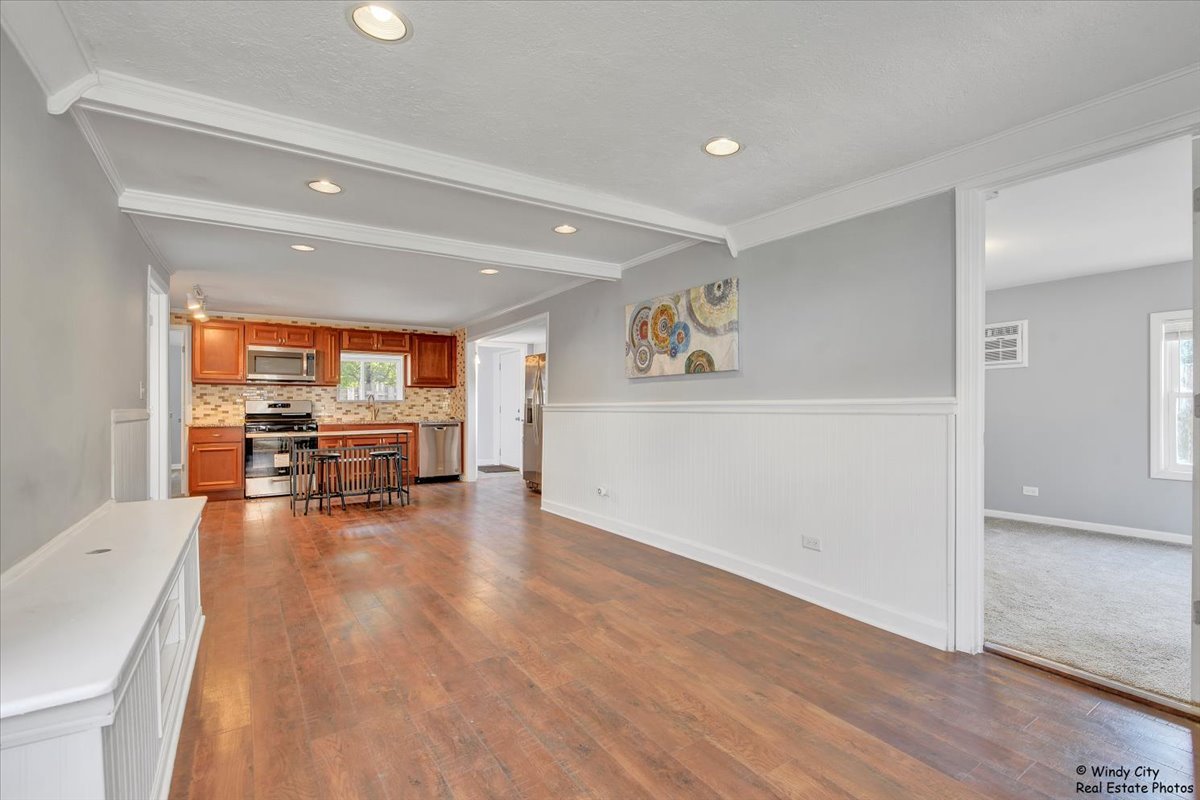 115 Grant Street, Barrington, IL 60010
