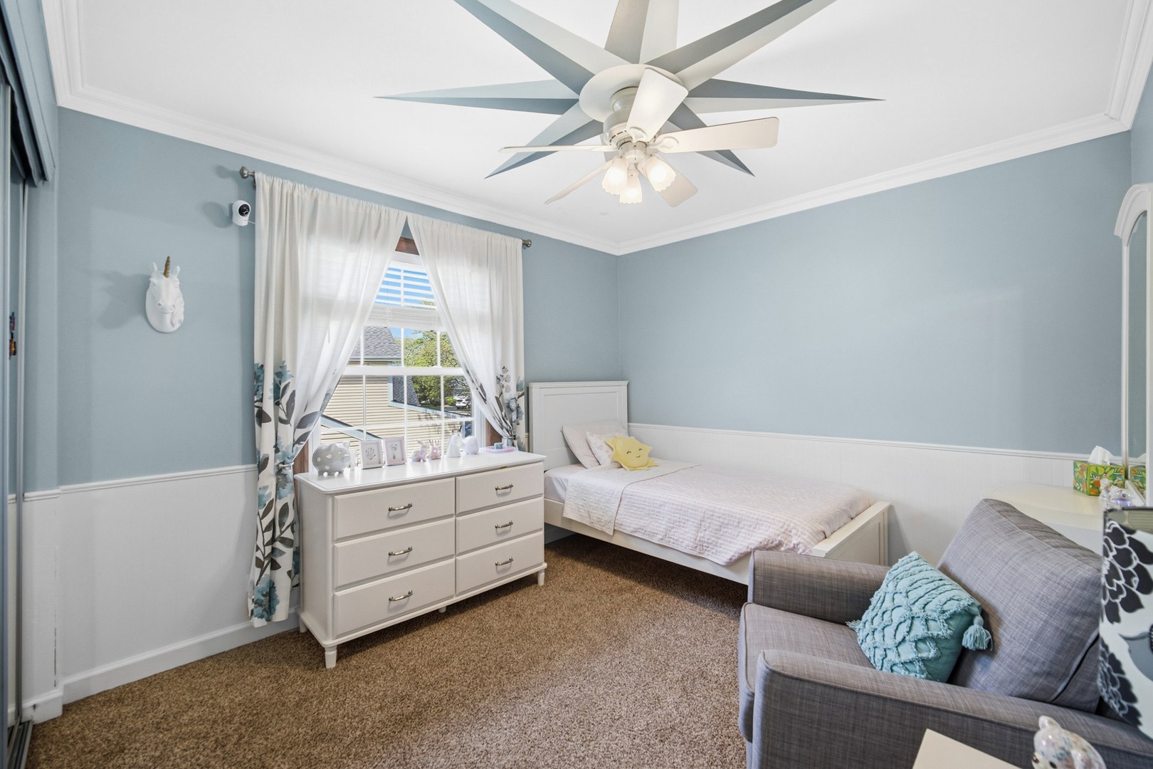 1188 Brookstone Drive, Carol Stream, IL 60188