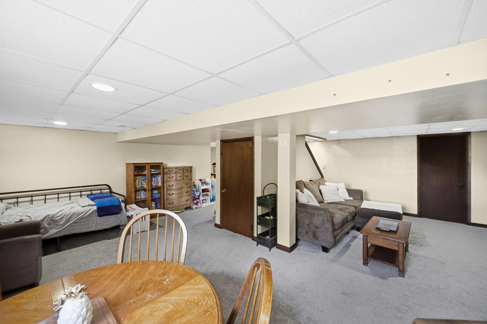 1188 Brookstone Drive, Carol Stream, IL 60188