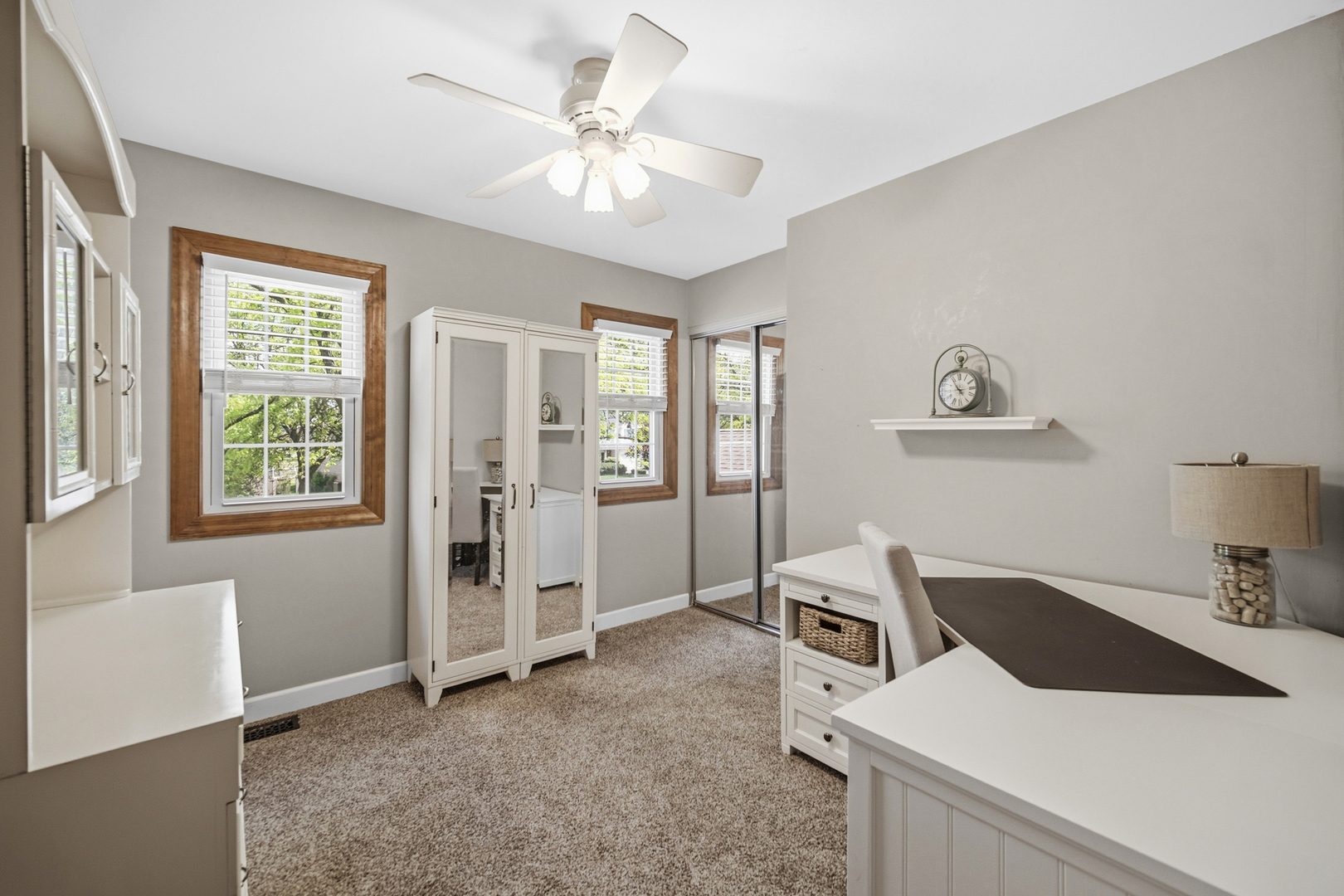 1188 Brookstone Drive, Carol Stream, IL 60188