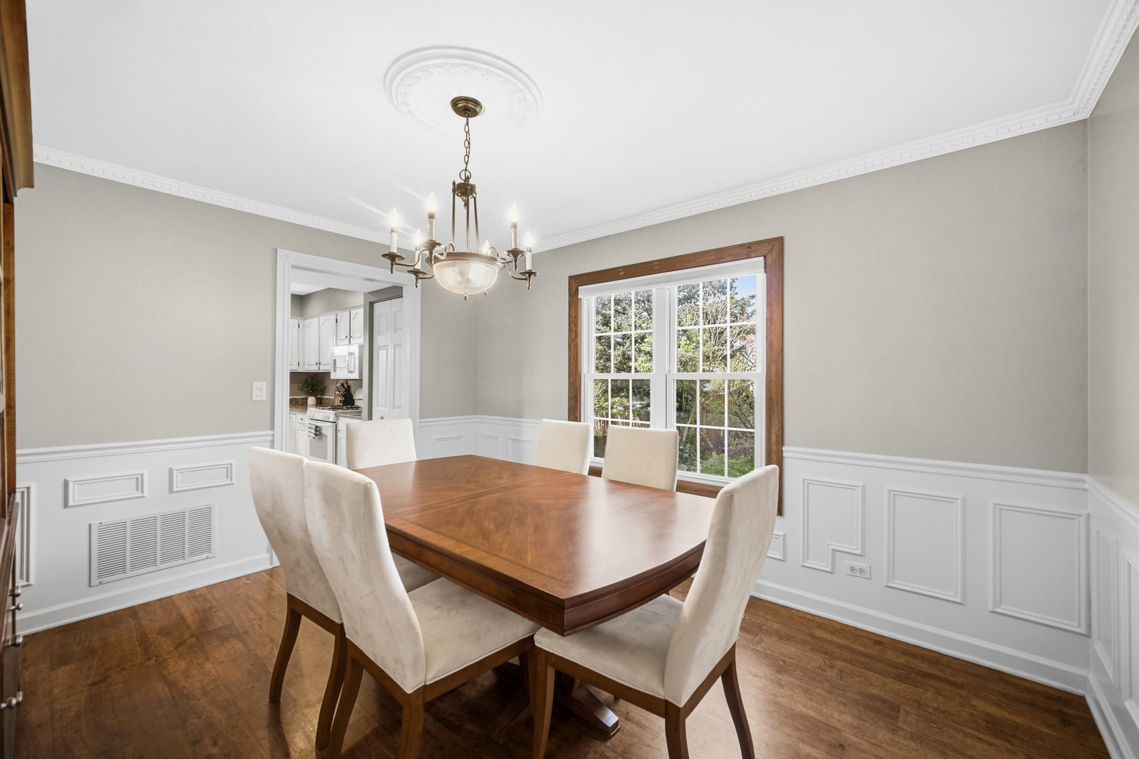 1188 Brookstone Drive, Carol Stream, IL 60188