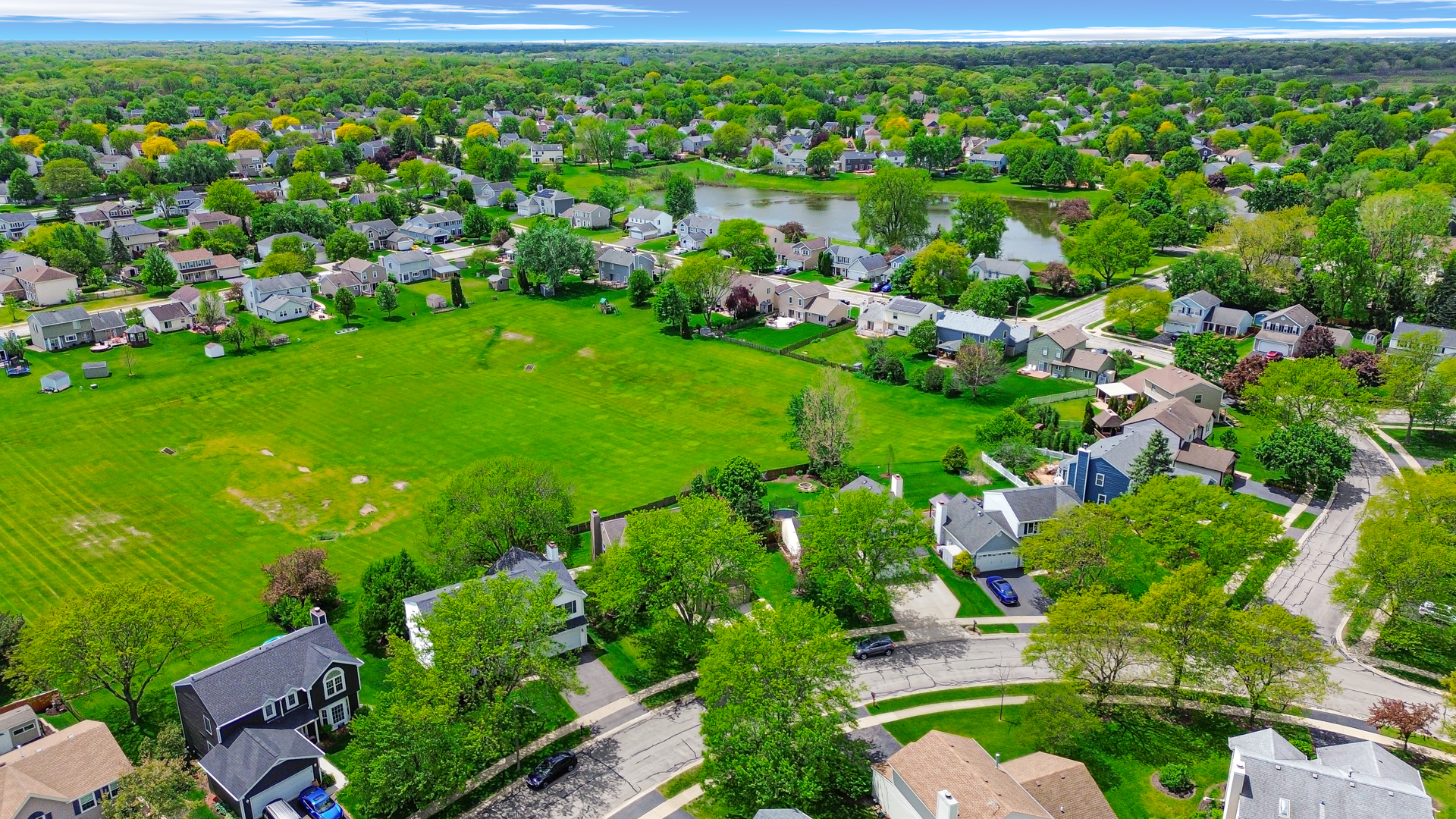 1188 Brookstone Drive, Carol Stream, IL 60188