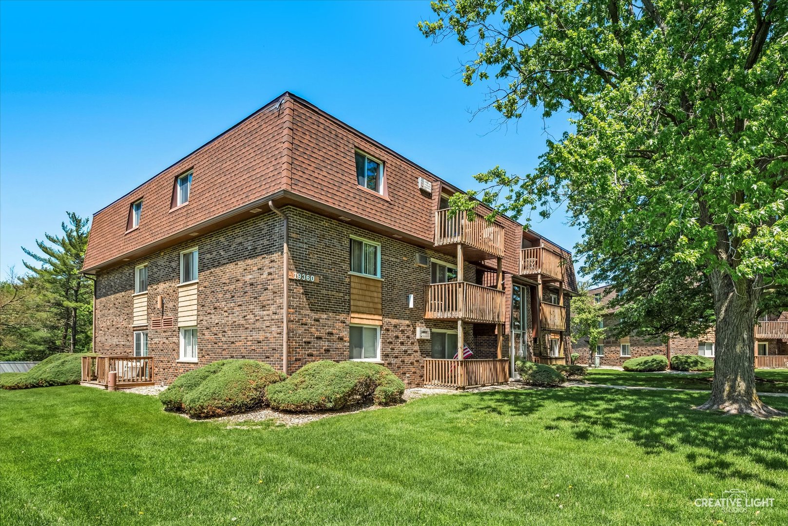 19360 Wolf Road #9, Mokena, IL 60448
