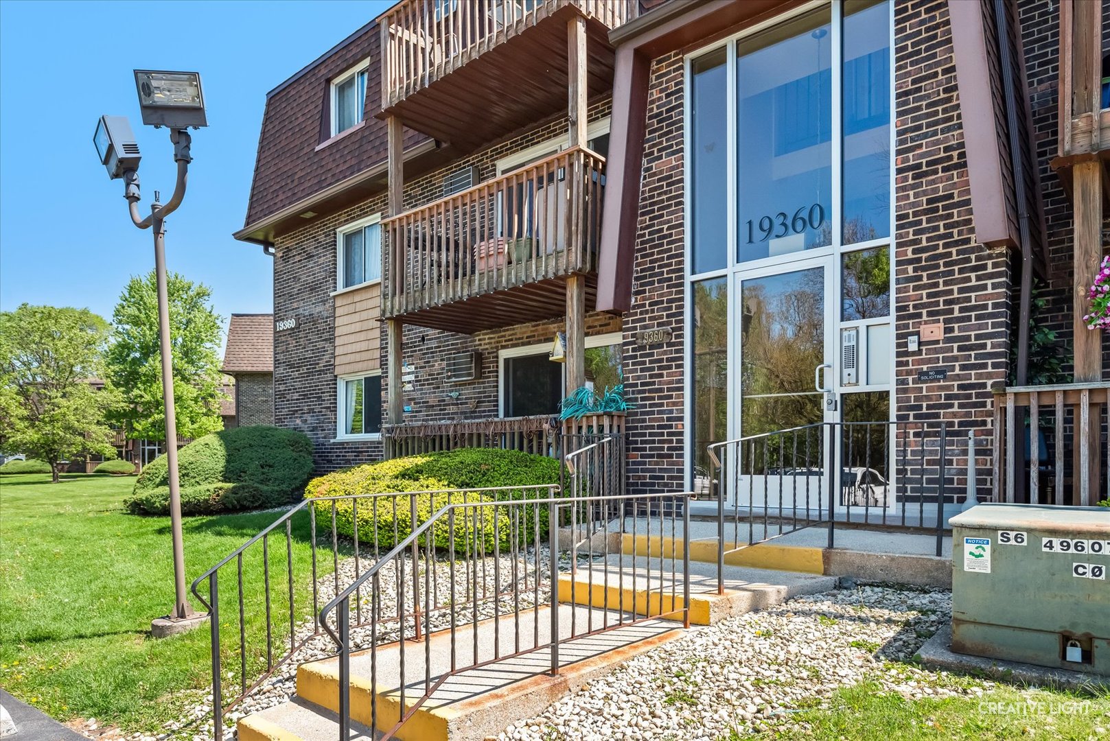 19360 Wolf Road #9, Mokena, IL 60448
