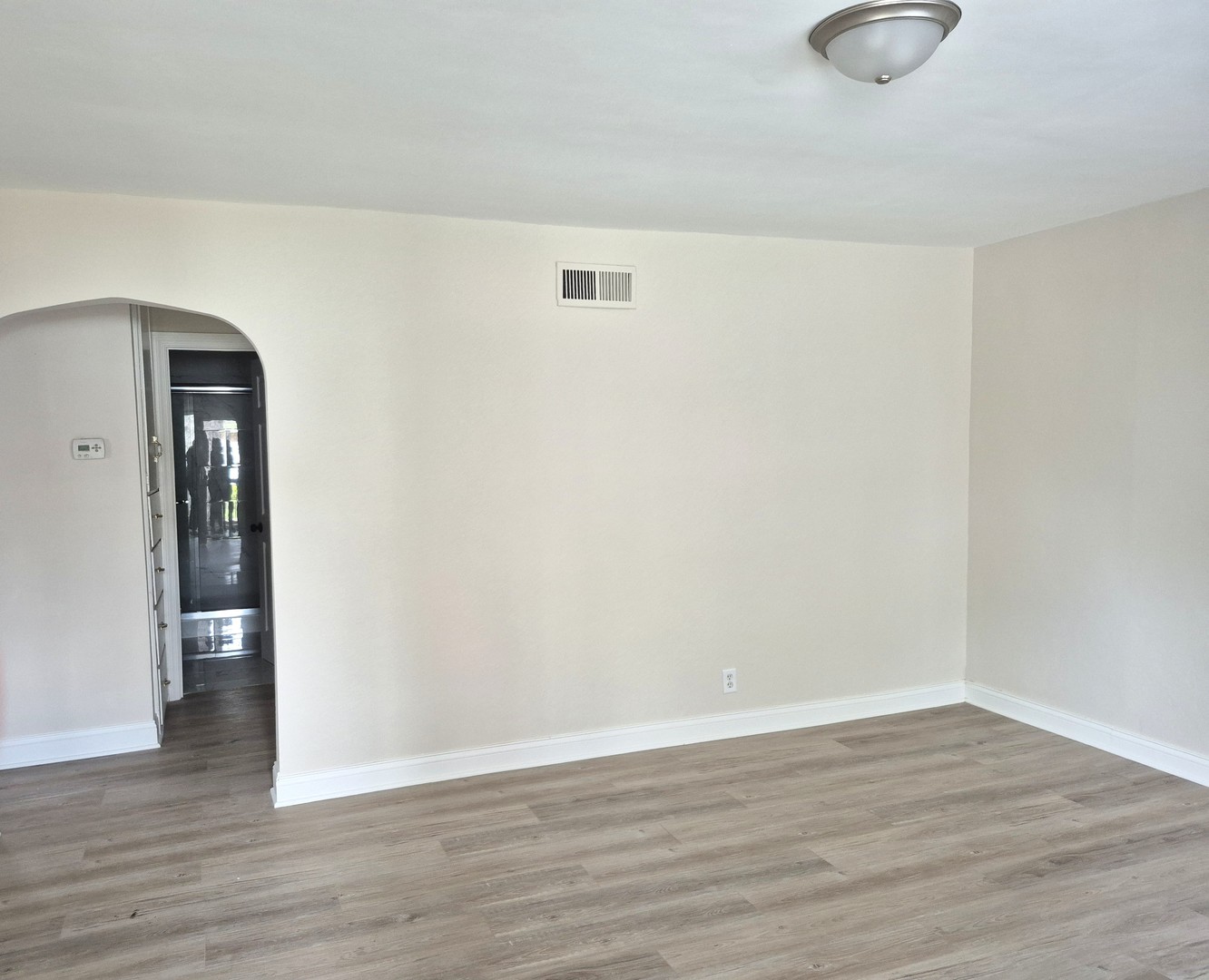 910 Cleary Avenue, Joliet, IL 60435