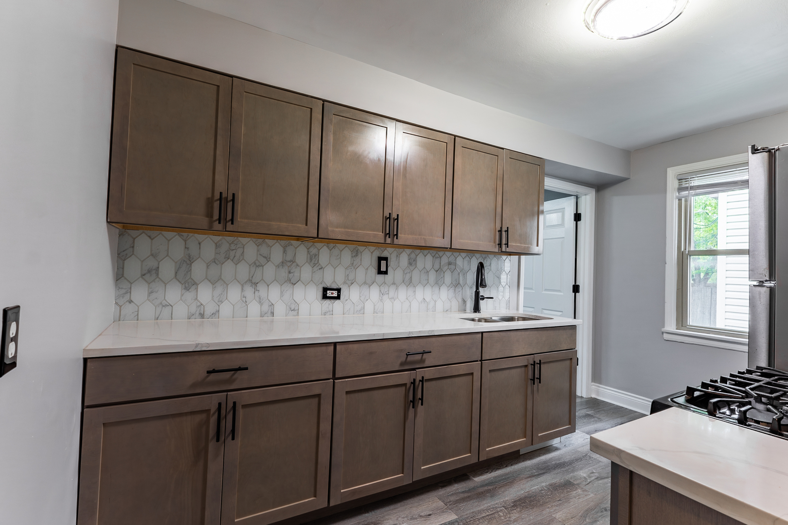 547 E 148th Place, Harvey, IL 60426