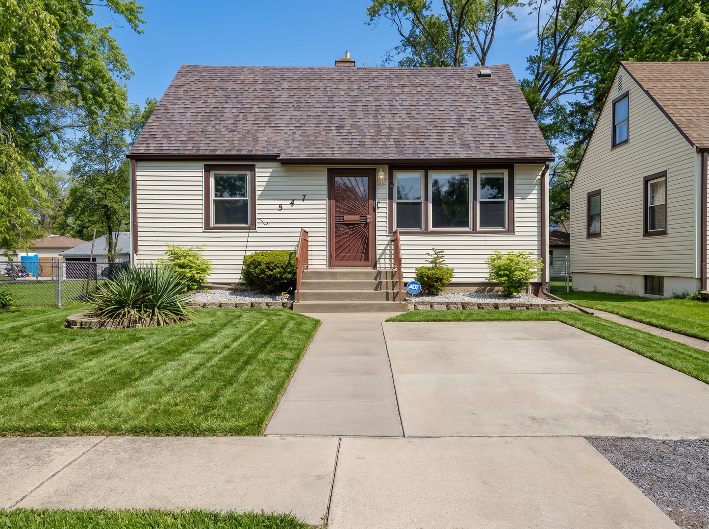 547 E 148th Place, Harvey, IL 60426